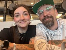 𝚂𝚑𝚎𝚕𝚕𝚢 𝙺𝚒𝚖 𝙱𝚘𝚠𝚖𝚊𝚗 (@shellykimbowslice) • Instagram photos  and videos