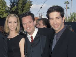Lisa Kudrow and David Schwimmer Say Their Final Farewells to Matthew Perry  | Glamour