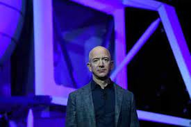 Andy jassy officially takes over as amazon ceo from jeff bezos. Nmo955 Dmpql6m
