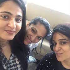 In the photo, anushka was a little baby and was seated on the lap of one of her brothers. Anushka Shetty Age Biography Husband Hight And Instagram Account