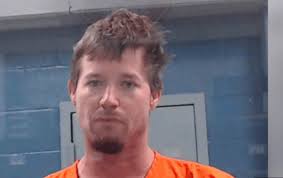 Ohio man gets prison for placing pipe bombs