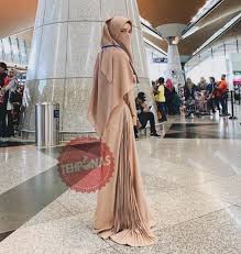 Hana atau nama sebenar nurhannah azra mohd zakir, baru. Itu Bukan Cerita Penuh Isu Hana Azraa Adalah Isu Lama Pu Abu Dedah Isu Cerai Isteri Hamil Tehpanas