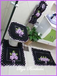 Jogo Tapete Banheiro Preto Lilas Charme No Elo7 Bya Croche Atelie E0ddb4 Banheiro Preto Tapete Para Banheiro Jogos De Banheiro Croche