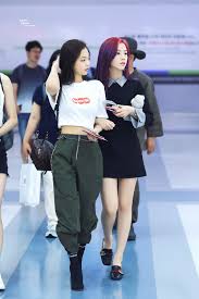 Jennie Jisoo Korean Fashion Korean Fashion Trends Blackpink Fashion