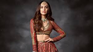Shraddha kapoor (born march 3, 1987) is an indian actress who appears in hindi movies of bollywood.through her movie career, she has become one of bollywood's famous actresses and one of the most popular celebrities in india. Shraddha Kapoor To Play Nagin In A Trilogy Produced By Nikhil Dwivedi