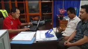 Syahbandar duración 3:23 tamaño 4.97 mb / download here. 2 Bulan Tak Digaji Pelaut Asal Selayar Lapor Ke Syahbandar Bitung Tribun Timur
