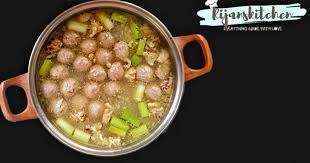 Cara membuat bakso sapi dan resep bakso rumahan lengkap bahan bikin bakso kenyal serta cara membuat kuah bakso tulang sapi yang enak dan seger . 121 Resep Kuah Bakso Ala Abang Abang Enak Dan Mudah Cookpad