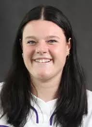 Sara Benner's Instagram, Twitter & Facebook