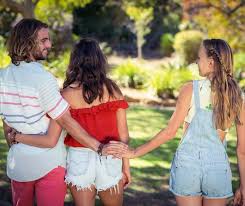 People often cheat with someone in close proximity to them and their colleagues are always right there, working along side them. 15 Big Signs Your Partner Is Cheating With A Coworker Hack Spirit