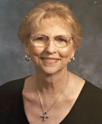 Paula Backus's Instagram, Twitter & Facebook