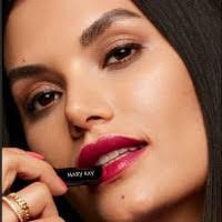 Marilyn Padron's Instagram, Twitter & Facebook