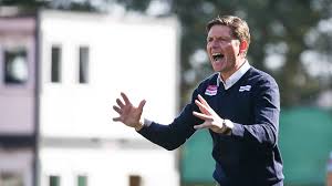 Eintracht frankfurt hat die suche nach einem neuen trainer beendet und holt oliver glasner vom vfl wolfsburg. Sebastian Jung Und Der Abschied Vom Vfl Wolfsburg Ich Will Fussball Spielen Sportbuzzer De