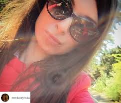 Od 2014 felietonistka tygodnika „sieci. Marta Kaczynska Na Spacerze Z Synem I Mezem Zaplacili Za Wozek 5 Tysiecy Zlotych