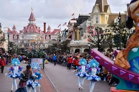 Being one of the most visited attractions in europe, it is popular with both adults and children. Coronavirus When Is Disneyland Paris Closing And When Will It Reopen Metro News
