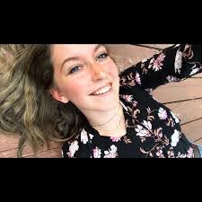 Amy Glinski's Instagram, Twitter & Facebook