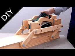 Posts about mesin mebel written by alatpahat. Pin Oleh Pogranichniksea Di Videos Peralatan Tukang Kayu Bengkel Tukang Kayu Pekerjaan Kayu