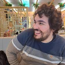 Leonardo Camargo's Instagram, Twitter & Facebook