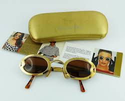 35 résultats pour lunettes de soleil christian dior. Christian Dior Vintage Lunettes Show Limited Edition Sunglasses 1995 For Sale At 1stdibs