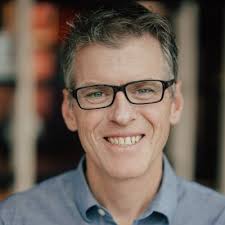 How LLMs favor recent content