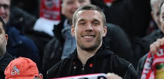 Eine von ihnen reagierte daraufhin und kritisierte den weltmeister. 1 Fc Koln Future With Lukas Podolski