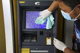 Jika sebelum ini operasi mesin juruwang automatik (atm) telah dihadkan dari jam 8 pagi hingga 8 malam sepanjang tempoh perintah kawalan pergerakan bersyarat (pkpb), kini pihak kerajaan telah memutuskan untuk membenarkan mesin atm beroperasi seperti biasa, tanpa had waktu. Tempoh Pkp Operasi Mesin Atm Bank Tutup Apa Perlu Anda Tahu Semasa Mstar