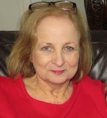 Deanna Rutherford's Instagram, Twitter & Facebook