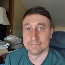 Rattlesnake spotted at Chenoweth Rim Apartments