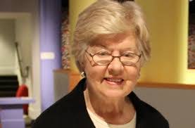 Karen Crim's Instagram, Twitter & Facebook