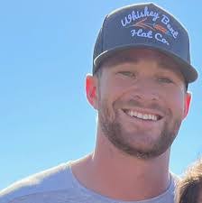 Ryan Shilling's Instagram, Twitter & Facebook