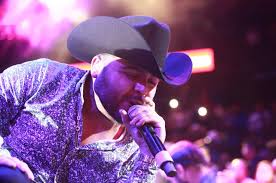 Podría Gerardo Ortiz demandar por cancelación de su concierto en  Guadalajara - Los Angeles Times