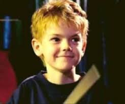 Maze Runner Newt Y Thomas Brodie Sangster Gif En We Heart It Thomas Brodie Sangster Imagines Thomas Brodie Sangster Thomas Sangster
