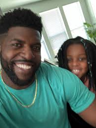 July was a beautifully challenging month. 1: Taking in the sun's rays 2:  Beautiful Marseille 🇫🇷 3: My niece: she doesn't know she loves me yet 4:  A word I needed desperately