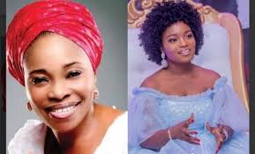 Actress, mercy aigbe has declared support for gospel singer, adeyinka alaseyori after she was condemned by her senior colleague, tope alabi. Man Claims To Be Biological Father Of Tope Alabi S Daughter