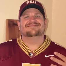 UCSC Wiith team hosts beach day at Palm Beach State Park