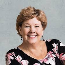 Jenny Doan's Instagram, Twitter & Facebook