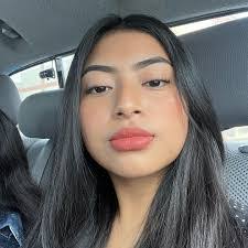 Dulce Santos's Instagram, Twitter & Facebook