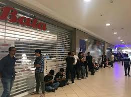 It offers the finest collection of children's footwear and accessories from. Malaysians Queued Up For These Limited Edition Bata Shoes In Mid Valley Over The Weekend