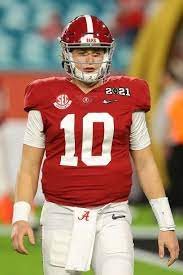 Mac Jones 10 Of The Alabama Crimson Tide Warms Up Prior The College Football Playoff National C In 2021 Alabama Crimson Tide College Football Playoff Alabama Football