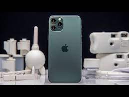 Apple Iphone 11 Pro And Pro Max Review Great Battery Life Screen And Camera The Verge