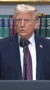 Pete Hegseth la till journalist i gruppchatt av misstag