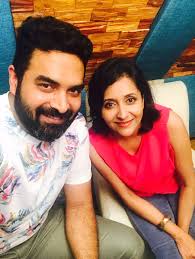 Nandini Srikar On Twitter Recording My Debut Songs For A Malayalam Feature Film With The Wonderful Music Director Gopi Sunder Loving Every Moment Of It In Kochi Https T Co Lav8s2cfzg director gopi sunder loving