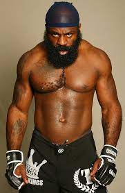 Kimbo Slice Is A Baaaaad Man 10 Second Knockout In Boxing Debut Kimbo Slice Kimbo Mma