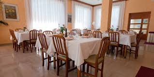 Ristorante lago maggiore stresa si trova in via cavour, 36 tel (+39) 0323 32746. Hotel Ristorante B B A Baveno A Pochi Km Da Stresa