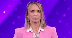 Nagui stupéfait : la surprise d'Audrey révélée ! 🎤