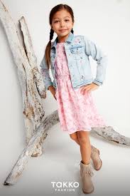 Susses Rosa Kleidchen Fur Kleine Madchen Mode Madchenmode Madchen Kleidung