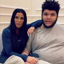 Subscribe to my youtube channel 👇💕. Katie Price S Son Harvey Rushed To Hospital After Shaking Uncontrollably Aktuelle Boulevard Nachrichten Und Fotogalerien Zu Stars Sternchen