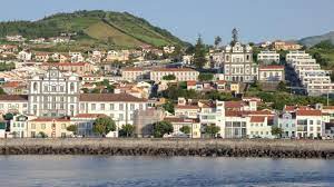 The same giant of the seas that was immortalised in the classic book, moby dick. Ilhas Dos Acores Belas Paisagens Naturais