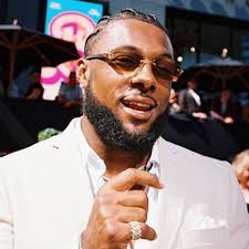 Jose Tabora Jr. (@PAPI___J)