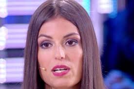 La notizia è stata divulgata dalla sua manager debora. Sara Tommasi Is Getting Married In March The Surprise Announcement That S Who The Future Husband Is Curler Ruetir
