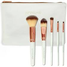 This Luxury Rose Gold Makeup Brush Set For Makeup Lovers Is Cruelty Free And Comes With A Sl Makeup Brush Set Essential Makeup Brushes Rose Gold Makeup Brushes